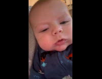 Mom hold baby do long fart