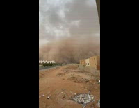 Giant sandstorm comes engulf neighborhood time lapse