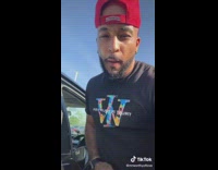 Man ask for women that packs lunches