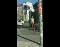 Lady green urinal camera tripod biomarkt 