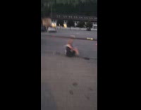 Guy jumps over metal bar fail truck 