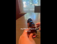 Collab Clips MPUGC - Kid build mini tv for his toys 