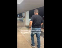 Collab Clips MPUGC - Man jumps over pole and fails 