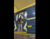 Woman tries to do a dance challenge gone wrong