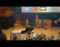 Dog talk howl after sound of trumpet