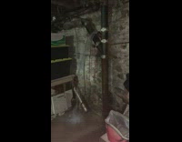 Pipe leaks water and floods room 