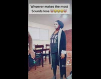 Whoever makes the most sounds loses 