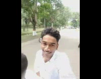 2 people fall of motorcycle 