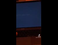 Guy pretending to stop netflix going to next episode 