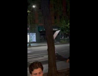 Collab winy - Man crossing street with huge canvas