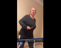 Man pranks mom shakes leg IV sedative