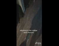 Girl has trouble adjusting to college dorm