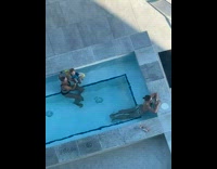 Collab IITW - Woman bikini poses hot tub near kid