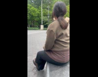 Man wear mask and hold wand park