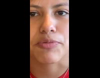 Red shirt girl dont post me restaurant 