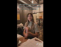 Girl gaslights herself into knowing material