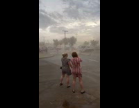 Collab IITW - Two women selfie photoshoot with windy weather