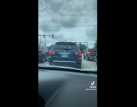 Collab Clips MPUGC - Women sees cars with angel number license plate