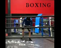 Mouthguard falls out in boxing ring guy 