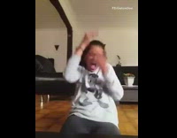 Donald Duck Shirt Green Fidget Spinner Falls On Girl's Face