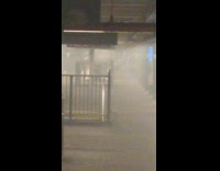 Smoke fills subway station 