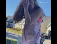 Kid girl jumps knees herself in face