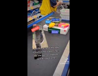 Collab BSMedia - Lady buys machete and krispy kreme donuts 