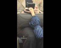 Woman found same duck umbrella with other passenger