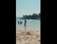 Two girls one twerk samir grocery store