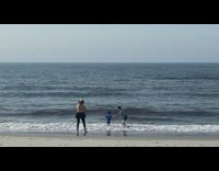 Collab Kook Of The Day - Wetsuit guy juggles three green yellow pins 