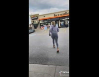 Daughter sees mom at gas station 