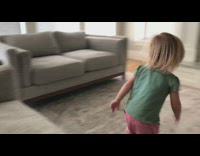 Collab Scorpionmasters - little girl green shirt scorpion on couch