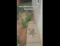 Collab ComSlams - Man pranks nephew with scary mask