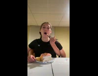 Collab BitchMP - Girl reviews cake 