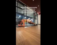 Woman at gym embarrassed phone switches to speaker mode