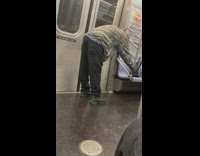 Guy works out on subway pt. 3