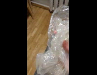 Submitter squeezes plastic bag makes satisfying sound