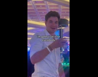 Collab Clips MPUGC - Man getting drunk during family vacation