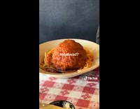 Woman ordered spaghetti with one huge meatball 