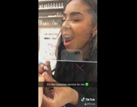 Collab BitchMP - Manicurist singing painting nails