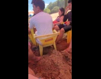 Collab ClipsIG - Men dig sand so boy on chair fall