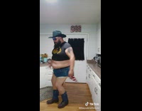 Chubby guy wears crop top for western outfit 