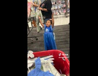 Collab ClipsIG - Girl blue dress make it rain gesture