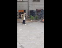 Collab IITW - Man and Woman tiktok dance parking lot