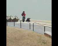 Collab IITW - girl pink shirt stretch on stairs