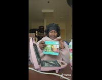 Student reacts to two yolks in one egg 