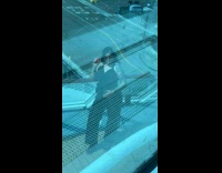 Collab IITW - Woman black outfit holds thing to pose