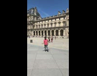 Man pink polo paris picture