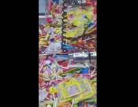 Arcade Machine claw crane catches none