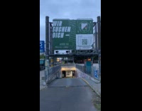 Man in Germany reads wir suchen dich